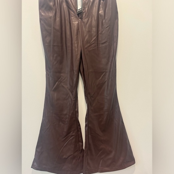 NWTS Nasty Gal brown vegan leather flare pants with stars on back size 10 NWTS - Picture 2 of 8